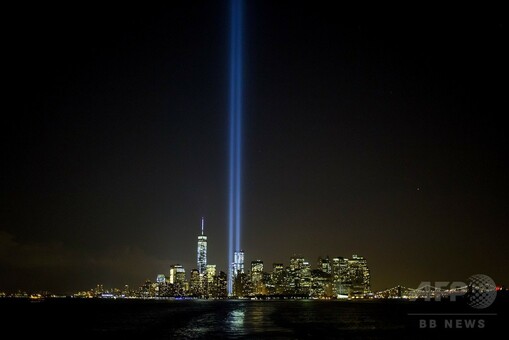 夜空にのびる光のタワー、米同時テロから13年 写真24枚 国際ニュース：AFPBB News