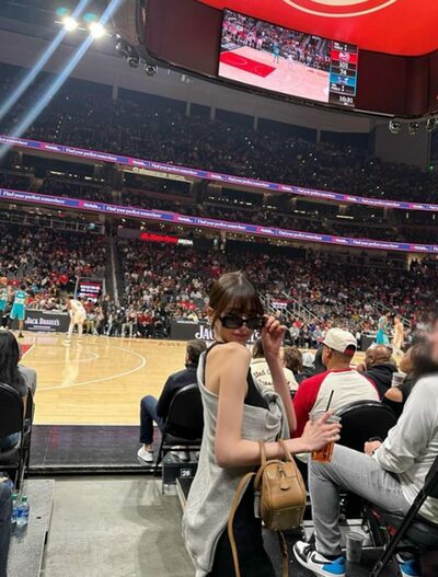 “ワールドクラスのビジュアル”チャン・ウォニョン、NBAスタジアムに