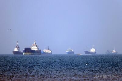 韓国船、ホルムズ海峡で爆発と火災 トランプ氏、イランによる攻撃と発言