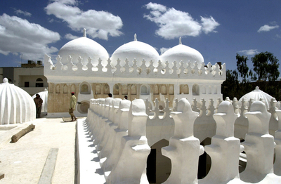 イエメンの中世モスク、修復終え一般公開へ