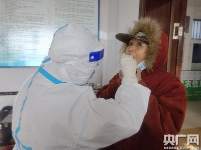 中国の公立病院 PCR検査料を引き下げ
