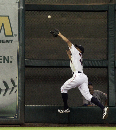 米大リーグ開幕、アストロズがレンジャーズに勝利