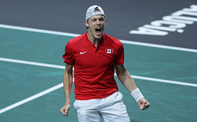 シャポバロフがデ杯でリベンジ果たす カナダ8強入り