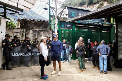 900人の観光客が足止め マチュピチュでデモ