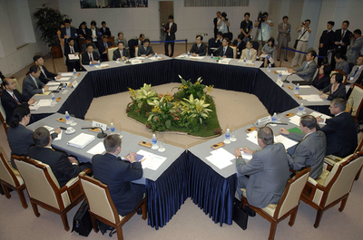 6か国協議、「経済・エネルギー協力」作業部会開幕、「次の段階」を協議