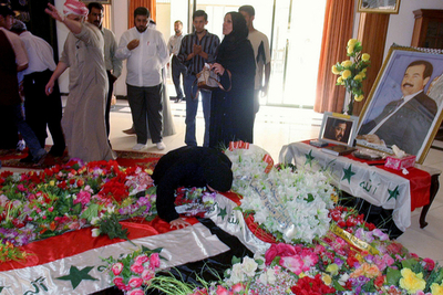 故フセイン元大統領の誕生日、追悼式行われる - イラク
