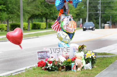 白人自警団員が黒人少年を射殺、全米に波紋