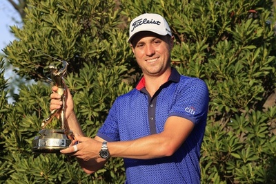 トーマスが涙のV、逆転でプレーヤーズ選手権制覇