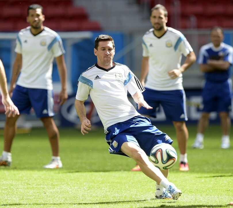 サベジャ監督、メッシの活躍は「チームの働き」のおかげ