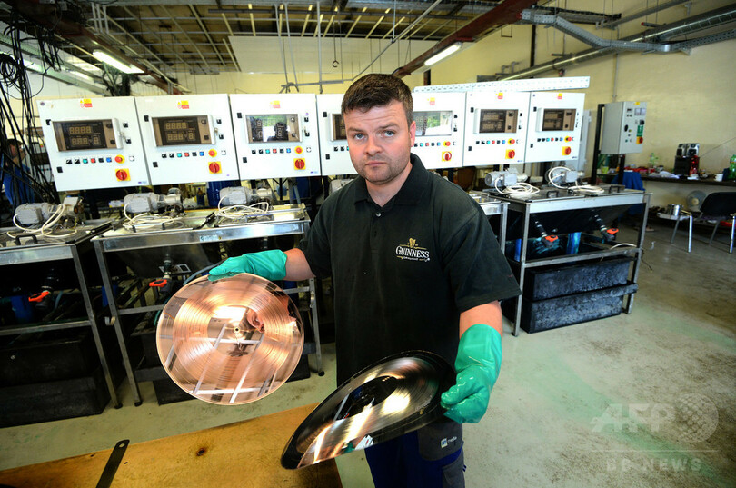 レコード盤を復活させるチェコの村