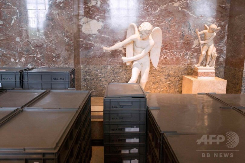 仏ルーブル美術館、セーヌ川氾濫で休館へ 収蔵品を避難