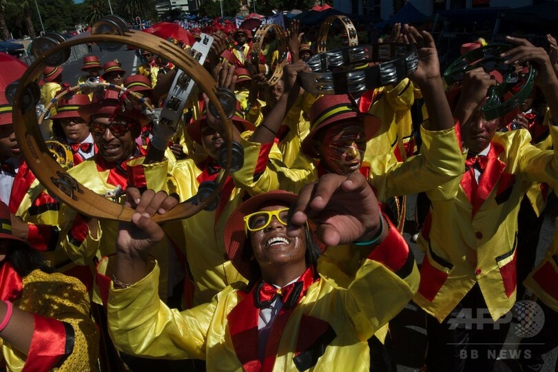 植民地時代から続く伝統のカーニバル、今年も開催 南ア