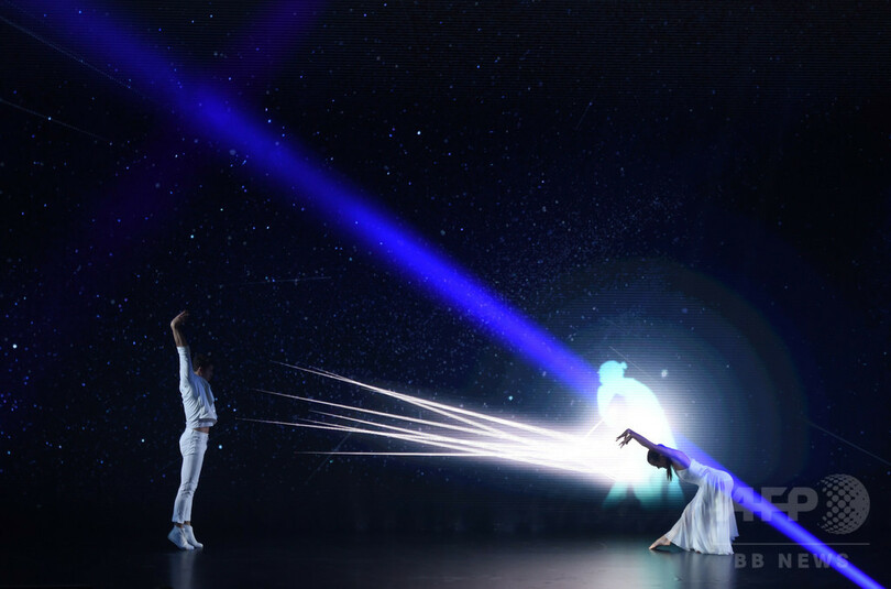 ファーウェイが新型スマホ発表 「爆発はしません」