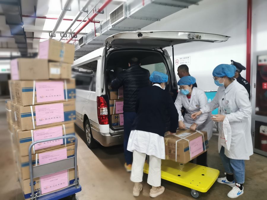 中国より愛をこめて イタリアの姉妹病院に医療品を寄付 江蘇省南通市 中国より愛をこめて イタリアの姉妹病院に医療品を寄付 江蘇省南通市