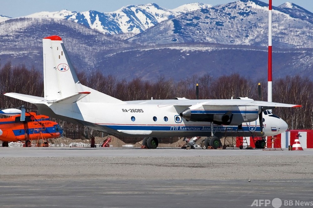 ロシア極東で消息絶った旅客機、機体の一部発見 航空当局