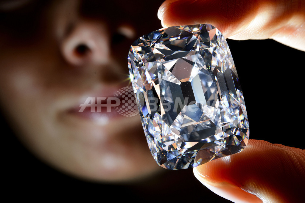 歴史的ダイヤ「アーチデューク・ヨーゼフ」、落札予想価格12億円超