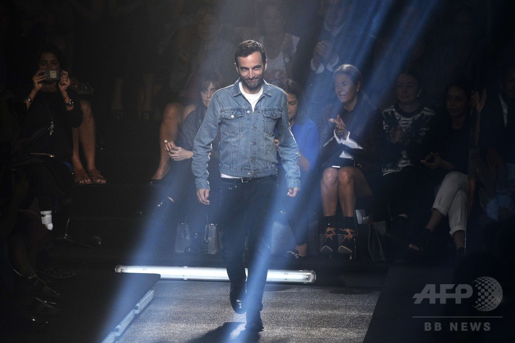 「ルイ・ヴィトン ファウンデーション」で初のショー、「ルイ・ヴィトン」15年春夏