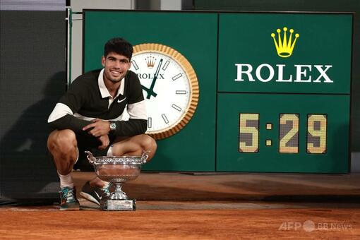 アルカラス全仏2連覇、シナーに大逆転勝ち 決勝史上最長の死闘 写真20