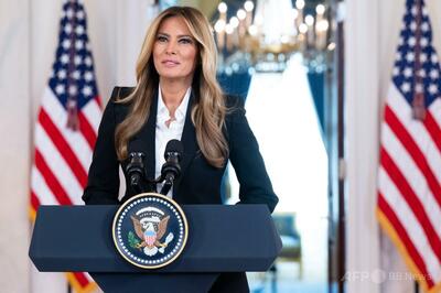 メラニア米大統領夫人、プーチン氏と独自ルートで交渉 連れ去られた子どもの帰還実現