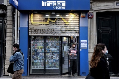 ビデオゲームは「必要不可欠」？ コロナ封鎖のフランスで文化論争