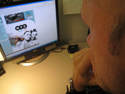 NY市公式コンドーム、包装紙コンテストのファイナリスト5作品発表