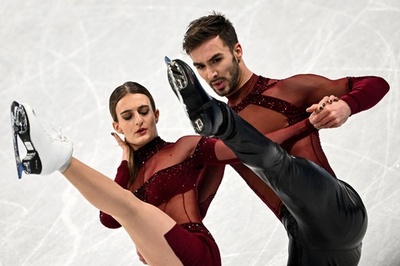 パパダキス/シゼロン組、世界新でRD首位 北京五輪アイスダンス