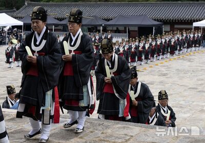 韓国の国家伝統儀礼「宗廟大祭」、ソウル都心の大型画面でも公開…オンライン中継で世界へ