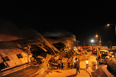 インドの日立エアコン工場で大規模火災