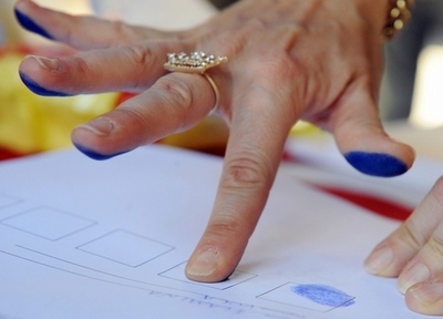 科学捜査に有効か、「手に付いた細菌」のDNA鑑定 米研究