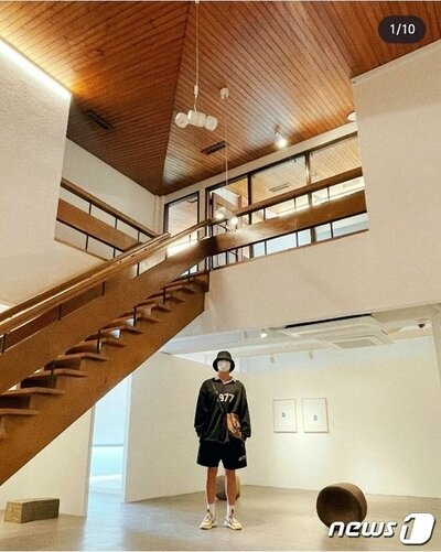 BTSのRMが区立美術館訪問、問い合わせ急増 – KOREA WAVE