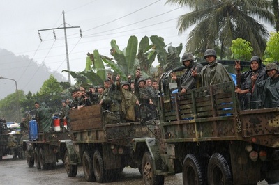 フィリピン国防相、南部でのIS系武装勢力との戦闘終結を宣言