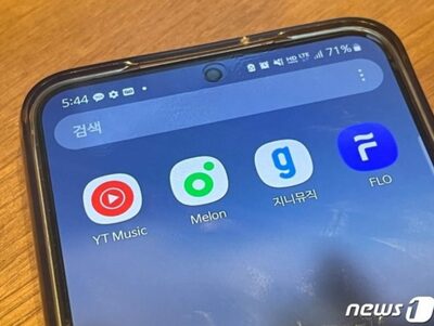 ユーチューブ、ミュージック抱き合わせ販売に…韓国ストリーミング「メロン」、1位の座、危うし