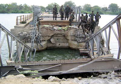 ＜スリランカ紛争＞北部海上で反政府軍が外国商船を攻撃 - スリランカ