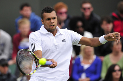 ツォンガがストレート勝利で初戦突破、ウィンブルドン選手権