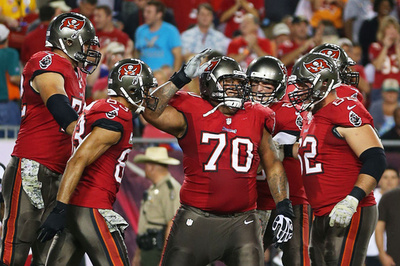 バッカニアーズ、渦中のドルフィンズ下し今季初白星