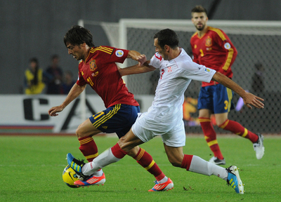 スペインが初戦でグルジアに辛勝、W杯欧州予選　