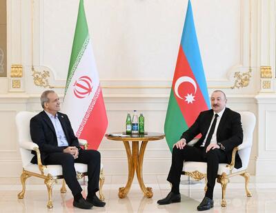 アゼルバイジャン、イスラエルに領空使用許可したとの報告を否定 イラン大統領府発表