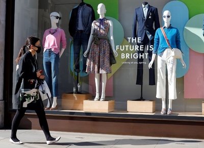 シックに閉じこもり？ ロックダウンで変わる仕事服