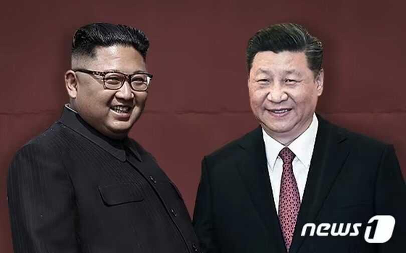 北朝鮮のキム・ジョンウン（金正恩）朝鮮労働党総書記と中国の習近平国家主席(c)news1