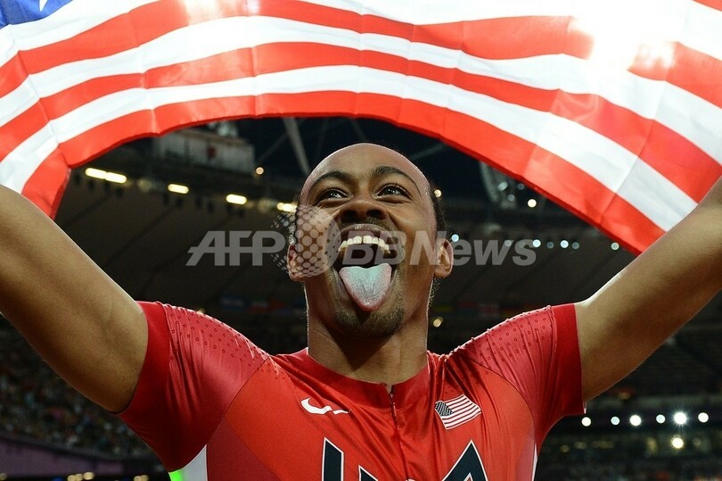 メリットが男子110メートルハードルで金メダルに輝く