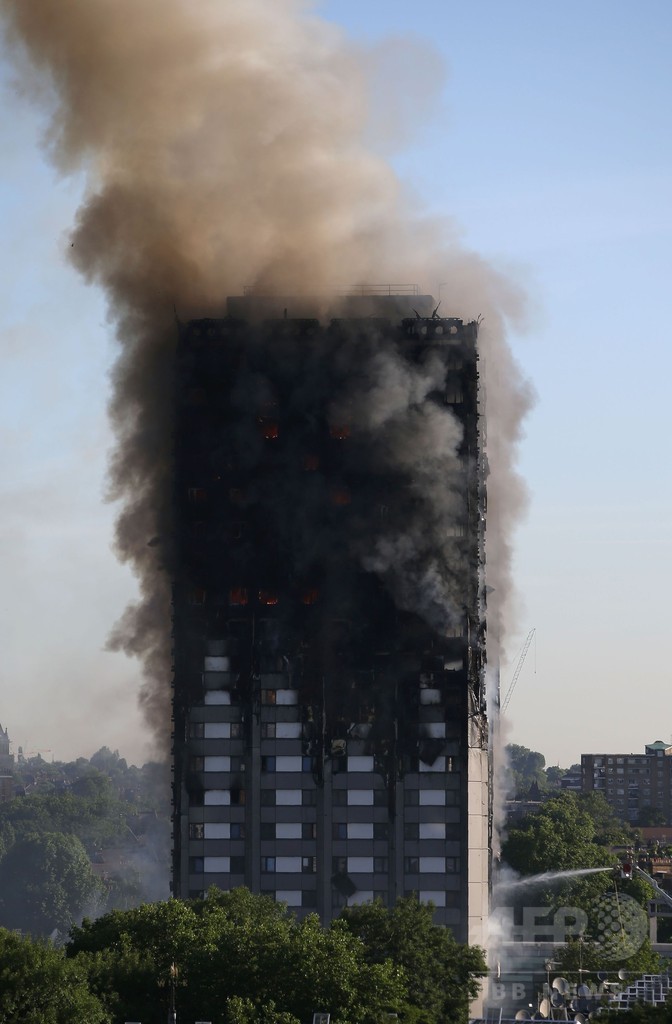 英火災 類似の外装材使用の高層建築物、イングランドに600棟存在か