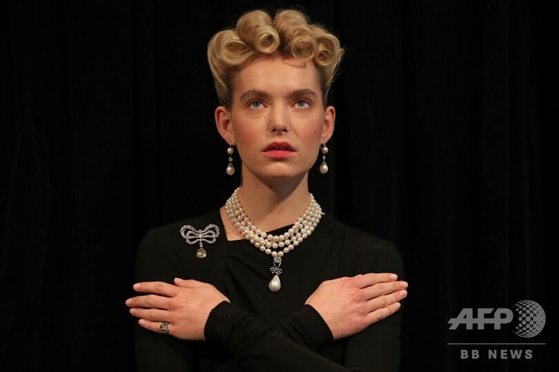 200年秘蔵だったマリー・アントワネットの宝飾品、競売を前に公開