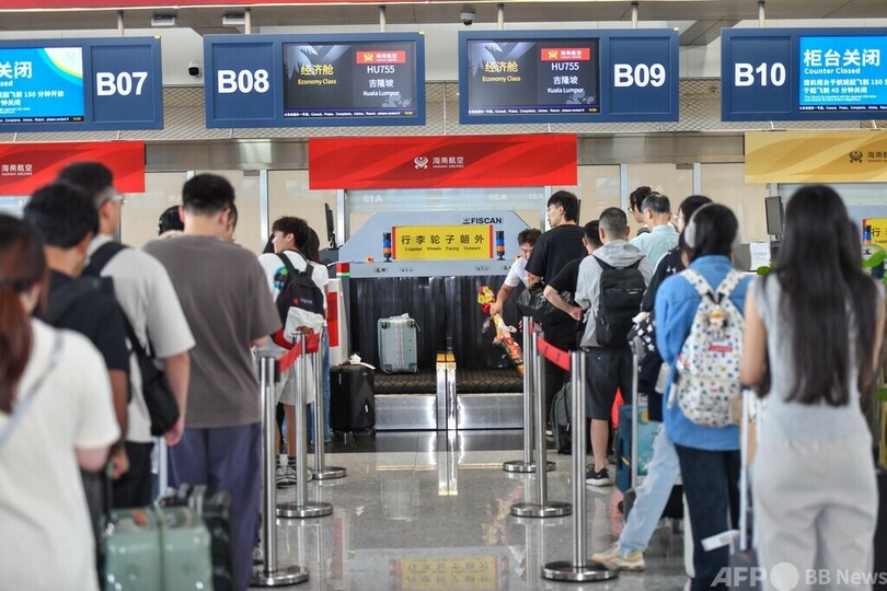 中国パスポート、90超の国・地域でビザ免除