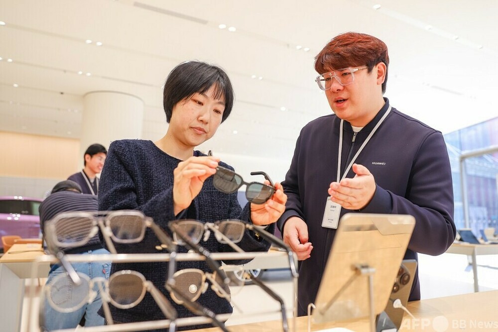 中国でスマートグラスの販売台数が大幅に増加 1～2月の出荷台数が前年同期比3割以上増加