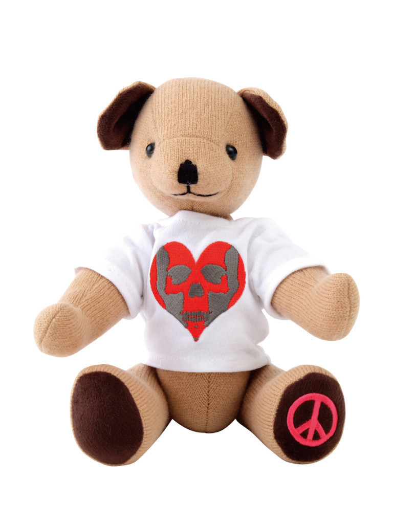 ルシアン ペラフィネ、「ルシアンベア」のノベルティTシャツ