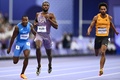 パリ五輪、陸上男子200メートル準決勝。レースに臨む米国のノア・ライルズ（中央、2024年8月7日撮影）。(c)Jewel SAMAD / AFP