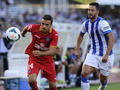 13-14スペイン1部リーグは17日、第1節の試合が各地で行われ、レアル・ソシエダ（Real Sociedad）は2-0でヘタフェ（Getafe CF）に勝利した。

レアル・ソシエダのアルベルト・デ・ラ・ベジャ（Alberto de la Bella、右）にマークされながらボールを追うヘタフェのペドロ・レオン（Pedro Leon、2013年8月17日撮影）。(c)AFP/RAFA RIVAS