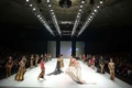 インドネシアの首都ジャカルタ（Jakarta）で開催されたインドネシア・ファッションウィーク（Indonesia Fashion Week）で発表されたAnne Avantieの新作（2014年2月23日撮影）。(c)AFP/ADEK BERRY