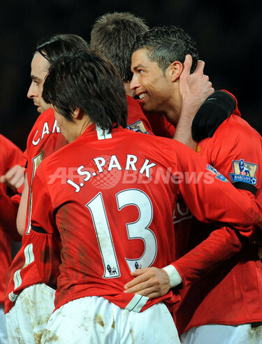 マンチェスター・ユナイテッド ロナウドの得点でエバートンに勝利 写真