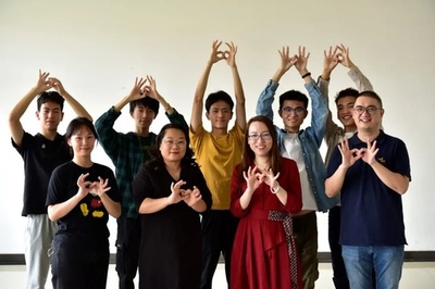 人工知能に手話を理解させる 天津理工大学の研究チームが開発